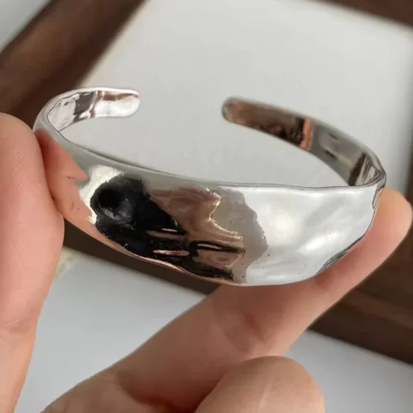 925 Silver Hammered Cuff #1550 - Picture 1 of 7